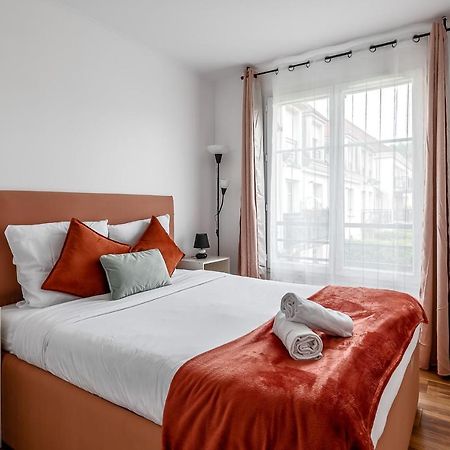 Apartment 3 Bedroomed Serris Val D'Europe Disneyland Paris Exterior photo
