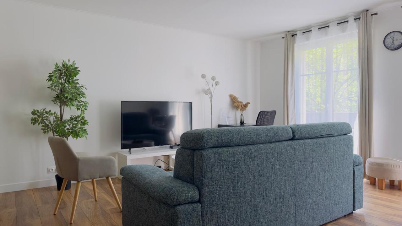 Apartment 3 Bedroomed Serris Val D'Europe Disneyland Paris Exterior photo