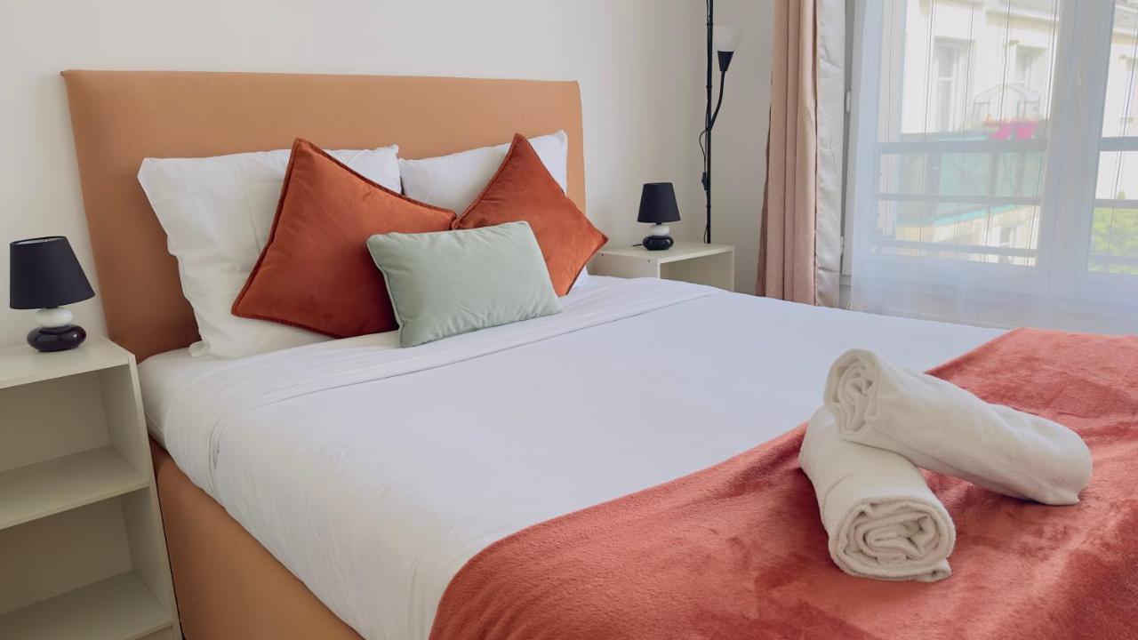 Apartment 3 Bedroomed Serris Val D'Europe Disneyland Paris Exterior photo