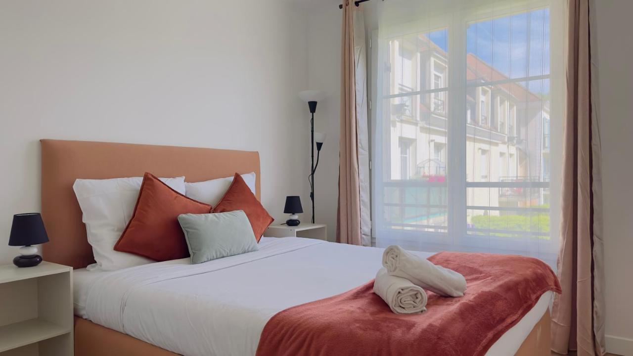 Apartment 3 Bedroomed Serris Val D'Europe Disneyland Paris Exterior photo